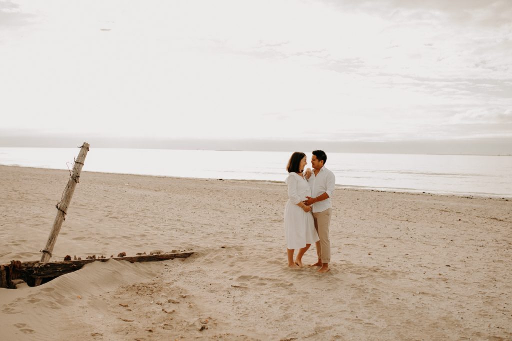 couple sur le sable